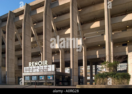 Brunswick Centre und Renoir Kino. Bloomsbury, London, England Stockfoto