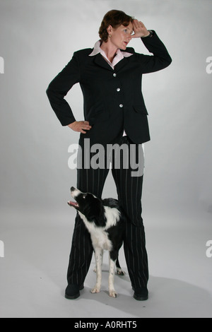 Frau mit Border Collie Stockfoto