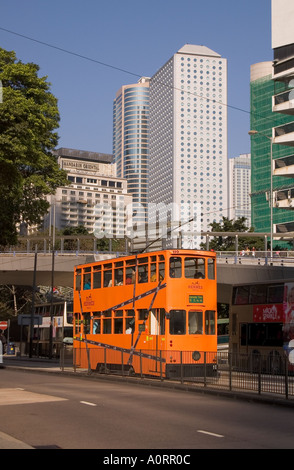 Dh Queensway CENTRAL HONGKONG Orange Straßenbahn Stadt öffentliche verkehrsmittel Straßenbahn Stockfoto