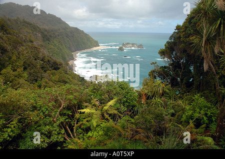 Wilde Westküste der South Island of New Zealand, von Knights Point Lookout nördlich von Haast Stockfoto