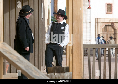 Cowboy-Akteure auf Old Tucson Studios Stockfoto