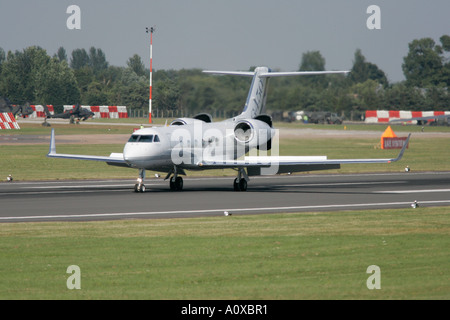 Gulfstream G450 auf Start-und Landebahn am Flugplatz RIAT 2005 RAF Fairford Gloucestershire England UK Stockfoto