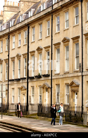 Terrasse des georgianischen Stadthäusern bei Paragon Gebäude Bath England UK Stockfoto