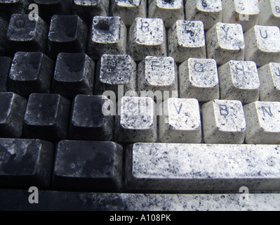 Computer-Tastatur mit schwarzen Kopierer Toner Tinte bedeckt Stockfoto