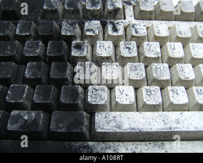 Computer-Tastatur mit schwarzen Kopierer Toner Tinte bedeckt Stockfoto