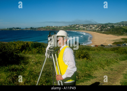 Vermessung der Küstenstreifens Stockfoto