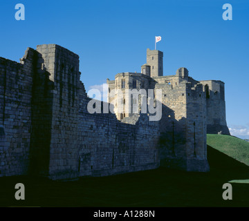 Wände und der Warkworth Castle, warkworth, Northumberland, England, UK. Stockfoto