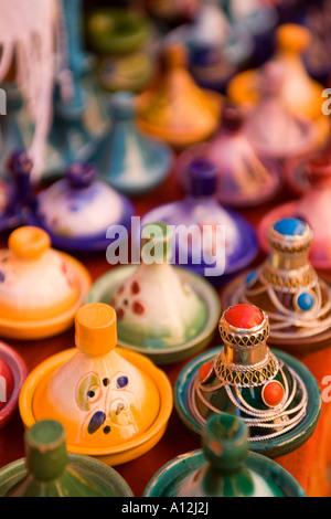 Tajine zum Verkauf in Marokko marrakech Stockfoto