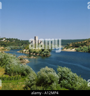 Portugal, Costa da Prata Bereich, Tomar, mittelalterliche Festung auf Almourol Stockfoto