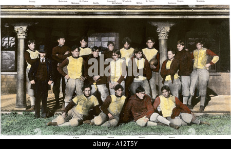 Carlisle Indian School Fußballmannschaft in Carlisle Pennsylvania 1890. Hand - farbige Raster eines Fotos Stockfoto