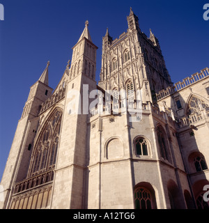 Querschiff und Turm der Gloucester Cathedral Gloucestershire Südengland Stockfoto