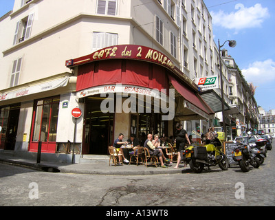 Café Les Deux Moulins Paris Frankreich, wo der Film Amelie aufgenommen wurde Stockfoto