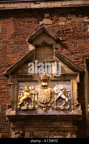 Nahaufnahme der Plakette an der Wand von Kings Manor York North Yorkshire England UK Vereinigtes Königreich GB Großbritannien Stockfoto