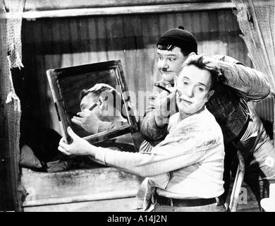 Unsere Beziehungen 1936 Harry Lachman Stan Laurel Oliver Hardy Stockfoto