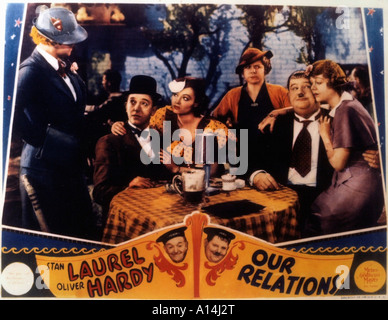 Unsere Beziehungen 1936 Harry Lachman Stan Laurel Oliver Hardy Betty Healy Daphne Pollard Iris Adrian Lona André Stockfoto
