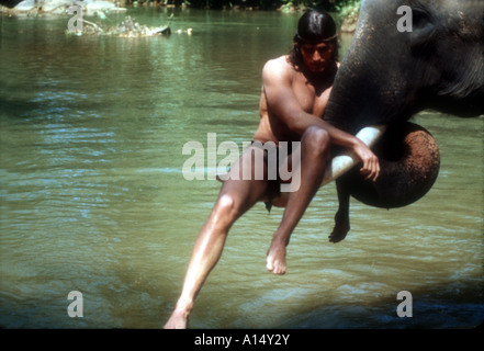 Tarzan The Ape Man Jahr 1981 Direktor John Derek Miles O Keefe basierend auf Edgar Rice Burroughs Buch Stockfoto