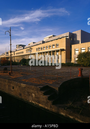 dh Scottish Executive LEITH LOTHIAN Regierungsgebäude Leith Dockland Stockfoto