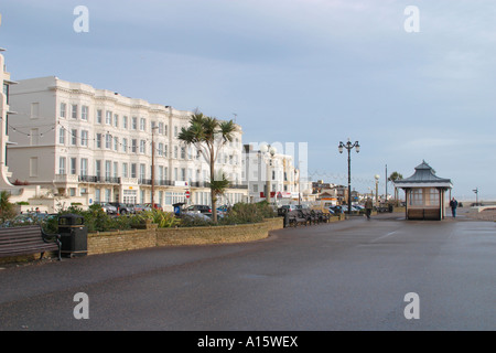 Worthing direkt am Meer an einem Winter-Morgen Stockfoto