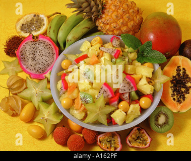 Tropischer Fruchtsalat Rezept erhältlich Stockfoto