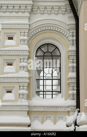 Schnee auf ein Gebäude im Burgviertel, Tallinn, Estland Stockfoto