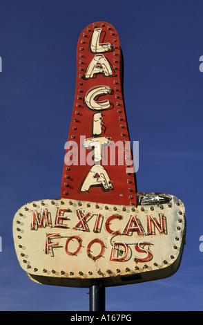 Restaurant-Zeichen auf der Route 66 in Tucumcari, New Mexico, USA Stockfoto