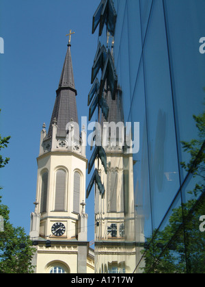 Reflexion von einem Turm /steeple Stockfoto