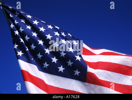 Abstrakte amerikanische Flagge im Wind wehende Stockfoto