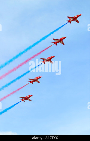 Die roten Pfeile in Bildung bei der Air Malta zeigen Stockfoto