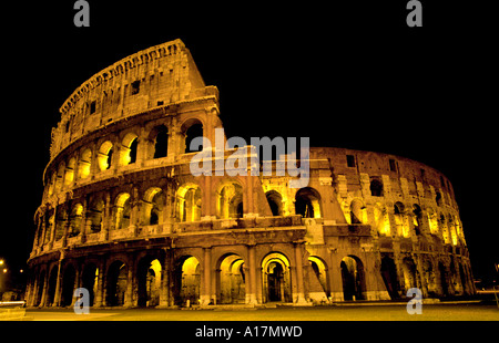 Kolosseum - Kolosseum ovales Amphitheater im Zentrum der Stadt Rom, 70–80 n. Chr., Bauherr Vespasian Titus, Roman, Rom, Italien. Stockfoto