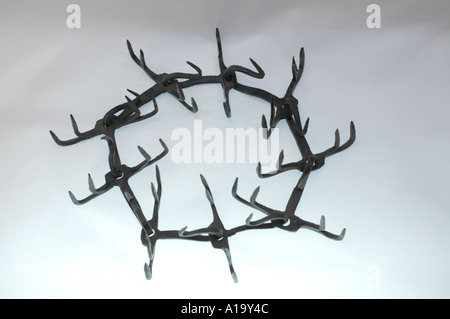 Türkische Hundehalsband mit spitzen Stacheln, die Hunde Hals zu schützen Stockfoto