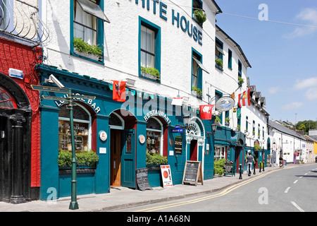 Bunte Pubs und Häuser, Kinsale, Cork, Irland Stockfoto