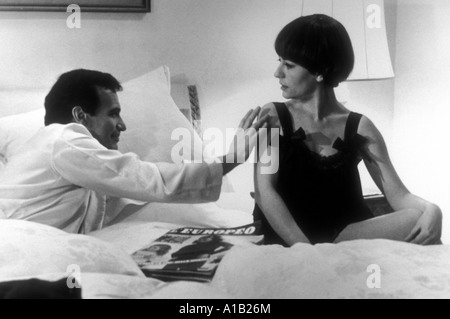 Le Streghe Jahr 1966 Regisseur Luchino Visconti Annie Girardot Francesco Rabal Film von Skizzen die Hexe verbrannt lebendig La stregha Stockfoto