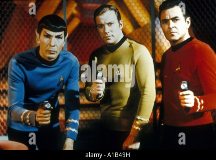 Star Trek Jahr 1966 1969 Direktor David Alexander Robert Butler William Shatner James T Kirk Spock Leonard Nimoy James Doohan Mo Stockfoto