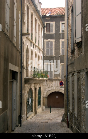 Street Scene, Villefranche de Rouergue, 12, Aveyron, Massif Central, Quercy, Frankreich, Europa Stockfoto