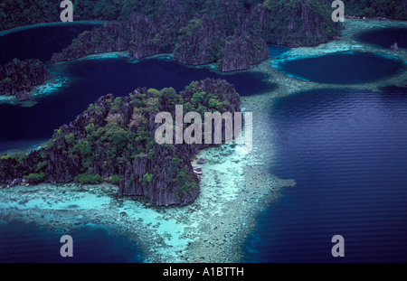 Luftaufnahme von Kalkstein Coron Island Philippinen Stockfoto