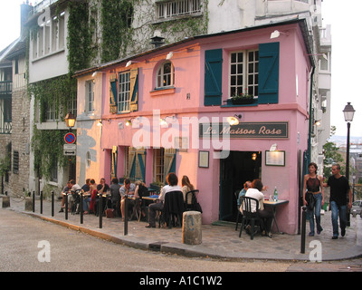 Street View von La Maison Rose, Paris Restaurant Montmartre Paris Frankreich Stockfoto