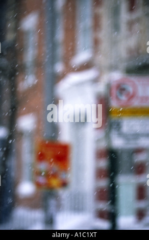 Beschilderung in Schneefall, SoHO, New York City Stockfoto