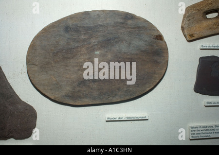 Artefakte im Herschel Island Museum abseits das Mackenzie River Delta Yukonterritorium, Kanada Stockfoto