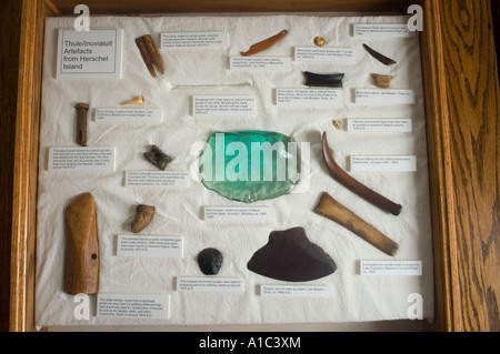 Artefakte im Herschel Island Museum abseits das Mackenzie River Delta Yukonterritorium, Kanada Stockfoto