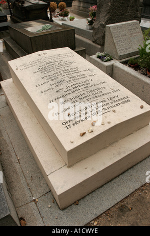 Grab von Alfred Dreyfus auf dem Friedhof Montparnasse Stockfoto