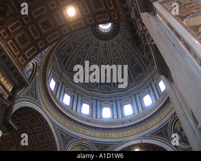 Die Cupel San Peters Dom im Vatikan, Rom Stockfoto