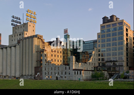 Die Mühle City Museum auf dem Mississippi Riverfront, Minneapolis, Minnesota. Stockfoto