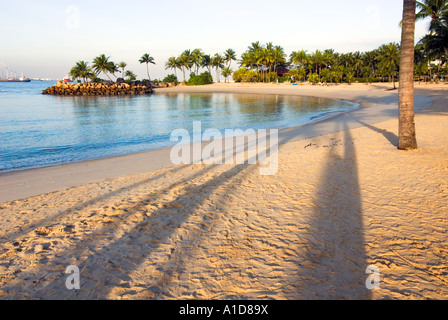 SENTOSA Island Isle Resort SILOSO BEACH Singapur Asien Schatten Stockfoto