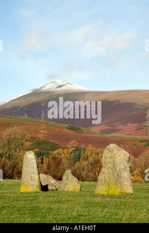 Doug Blane Castlerigg Stone Circle und Blencathra Saddleback in der Nähe von Keswick im englischen Lake District National Park Cumbria Stockfoto