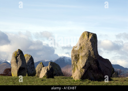 Doug Blane Castlerigg Stone Circle und Blencathra Saddleback in der Nähe von Keswick im englischen Lake District National Park Cumbria Stockfoto