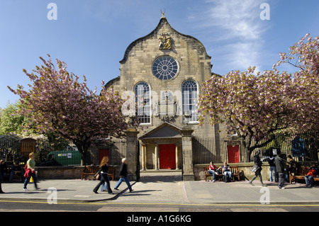 Canongate Kirk auf der Royal Mile Edinburgh Schottland, Vereinigtes Königreich Stockfoto