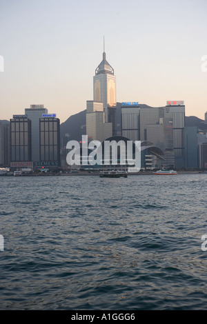 Hong Kong-Blick über Hafen von Kowloon Stockfoto