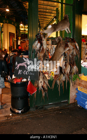 Wildfleisch auf dem Display an Borough Market London England Stockfoto