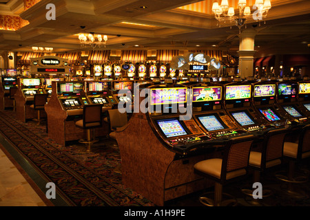 Spielautomaten im Casino Bellagio, Las Vegas Nevada Stockfoto
