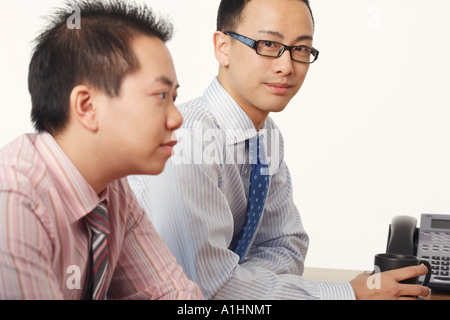 Profil von zwei Geschäftsleute Stockfoto